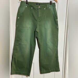 NWOT Green Wide Leg Jeans